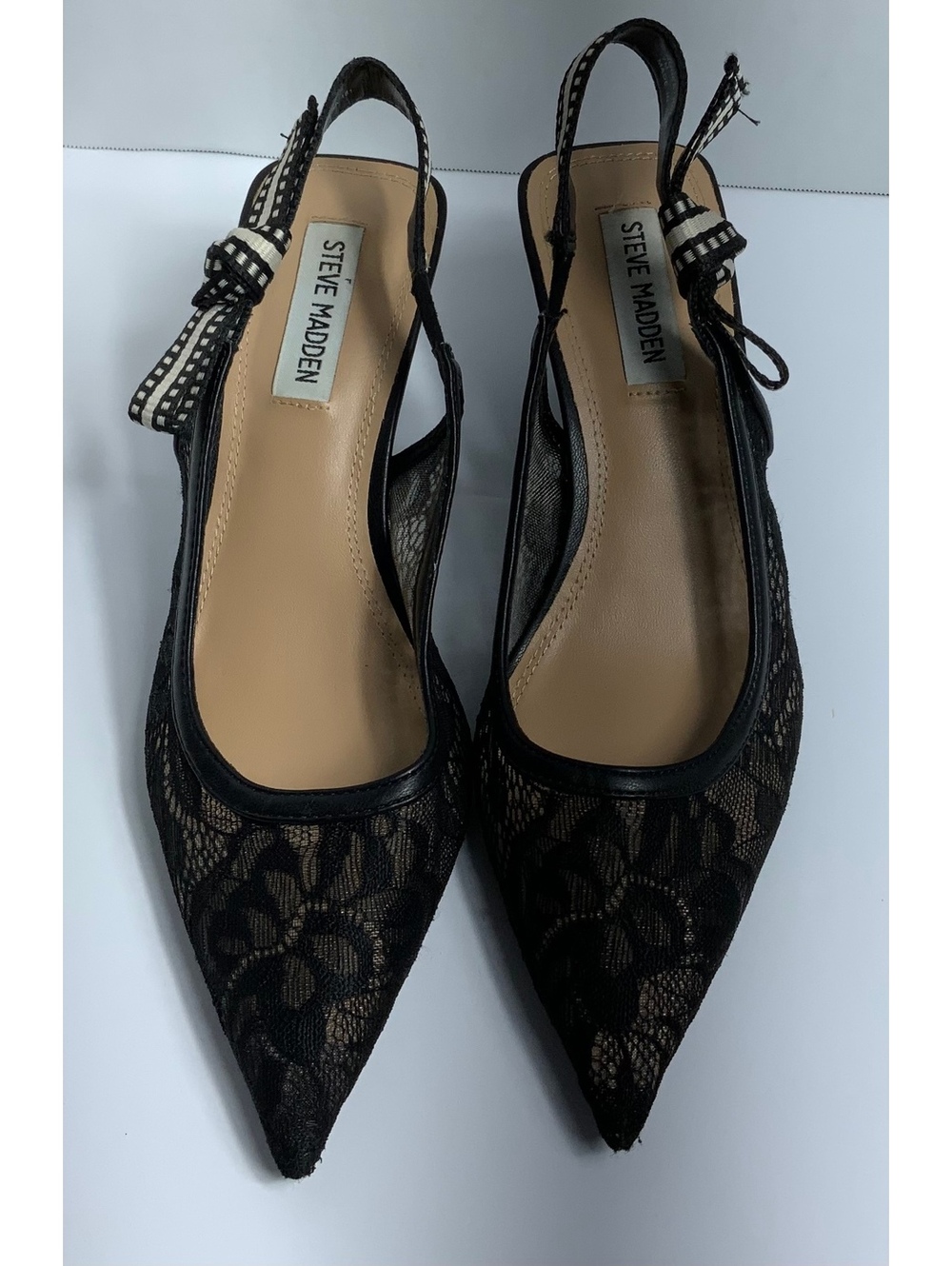 Steve Madden Women's Black Lace Slingback kitten heel with Bow Accent size7